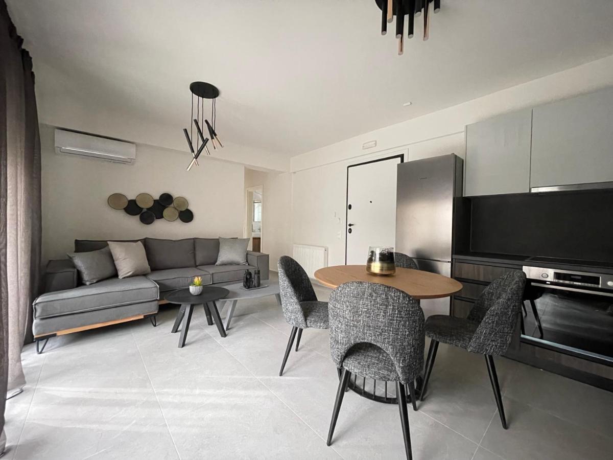 Gleaming Apartments Near Athens Metro Mall Extérieur photo