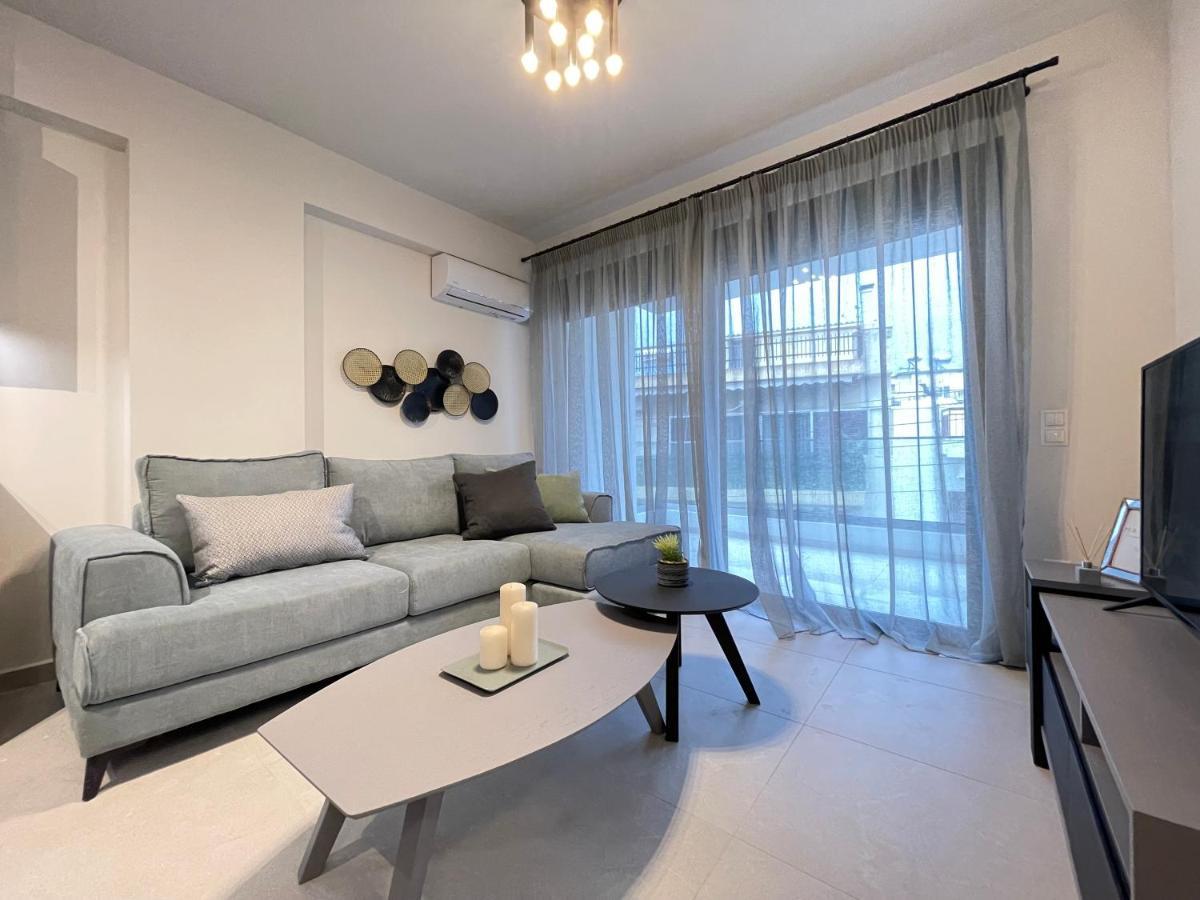 Gleaming Apartments Near Athens Metro Mall Extérieur photo