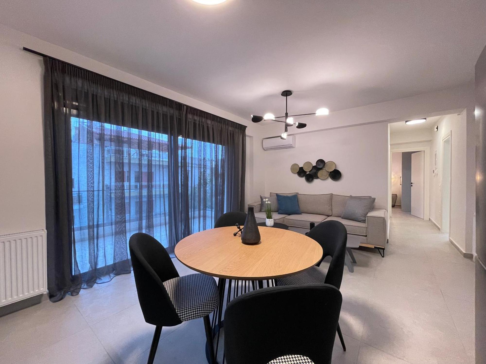 Gleaming Apartments Near Athens Metro Mall Extérieur photo